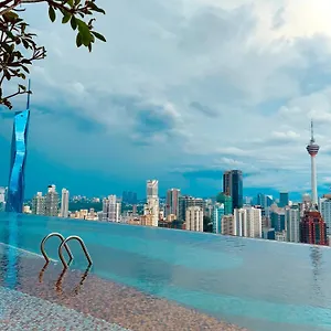Апартаменты Crystal At Axon Near Pavilion, Куала-Лумпур
